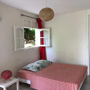 Appartement Launa - 5 Lotissenent Tolbiac 2 Route De La Regrettee 97114 - Rivieres, Trois-Rivières